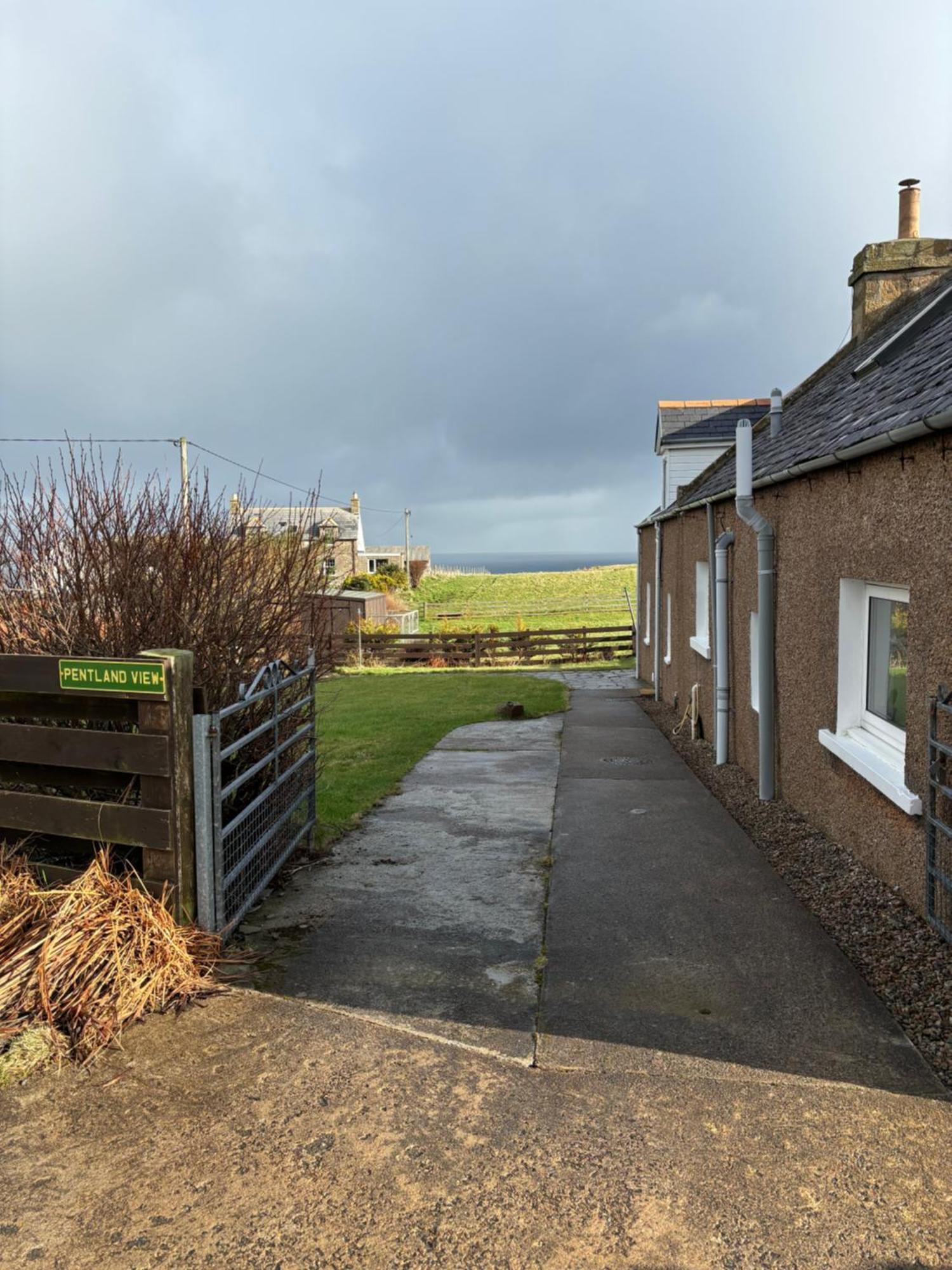 Pentland View Croft With A Sea View Apartment Melvich Екстериор снимка